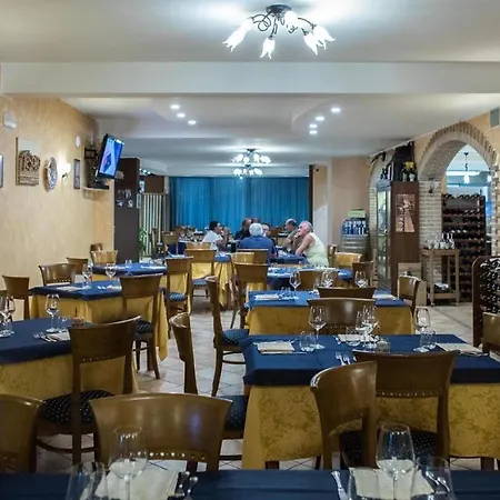 Ristorante Tesoro 3* Caldarola