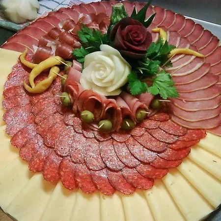 Hotel Ristorante Tesoro Caldarola